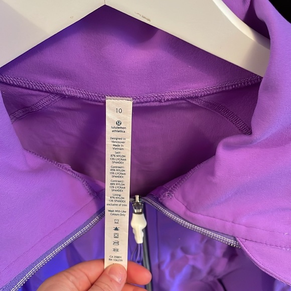 Lululemon full zip - Picture 2 of 5